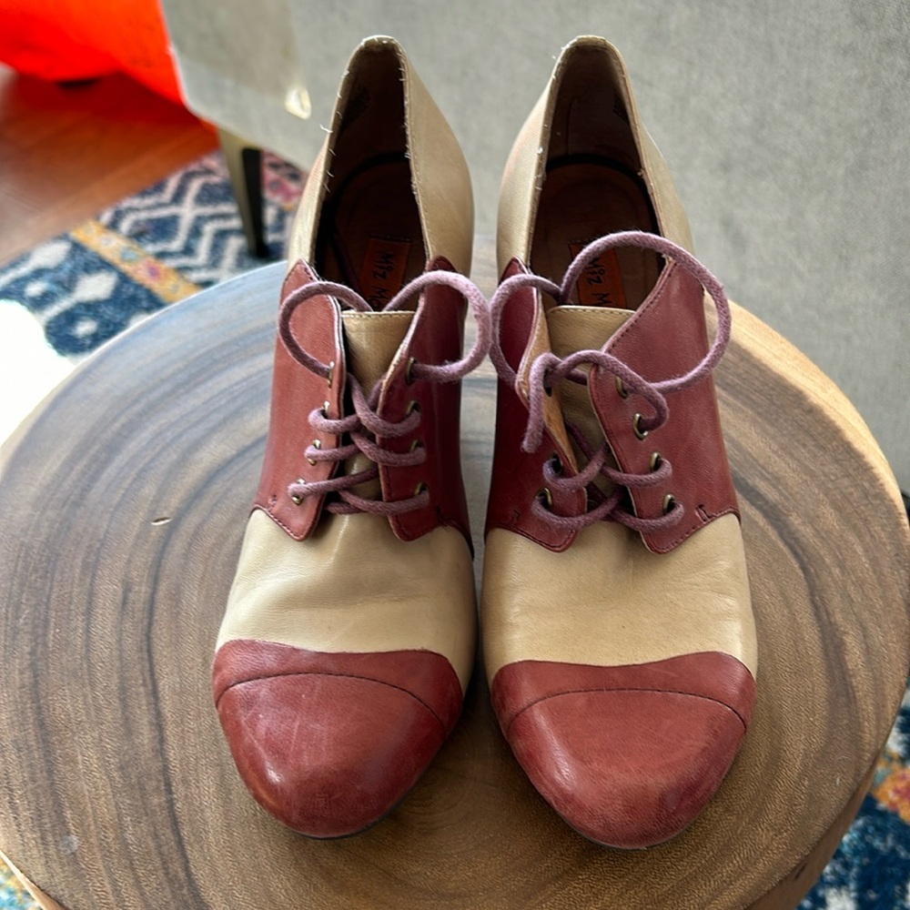Mix Mooz Franklin heeled lace up oxfords size 7M